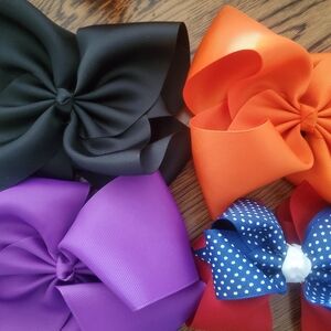 FOUR Eleanor Rose large clip hairbows.
